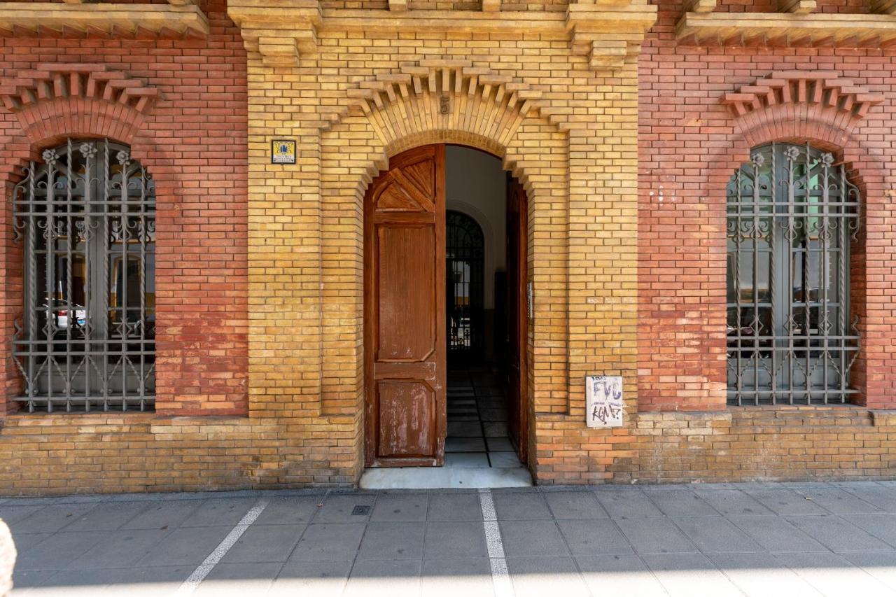 Apartamento Trahzo Sevilla Kültér fotó