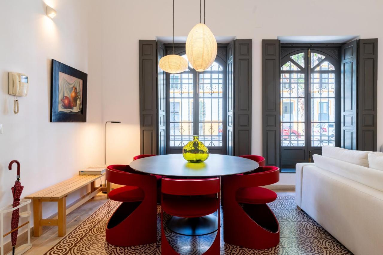 Apartamento Trahzo Sevilla Kültér fotó