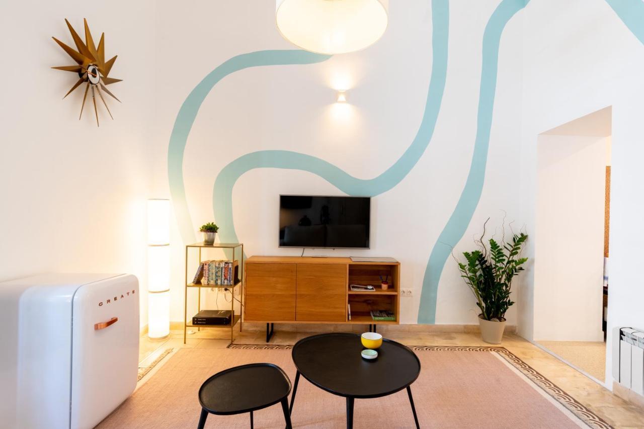 Apartamento Trahzo Sevilla Kültér fotó