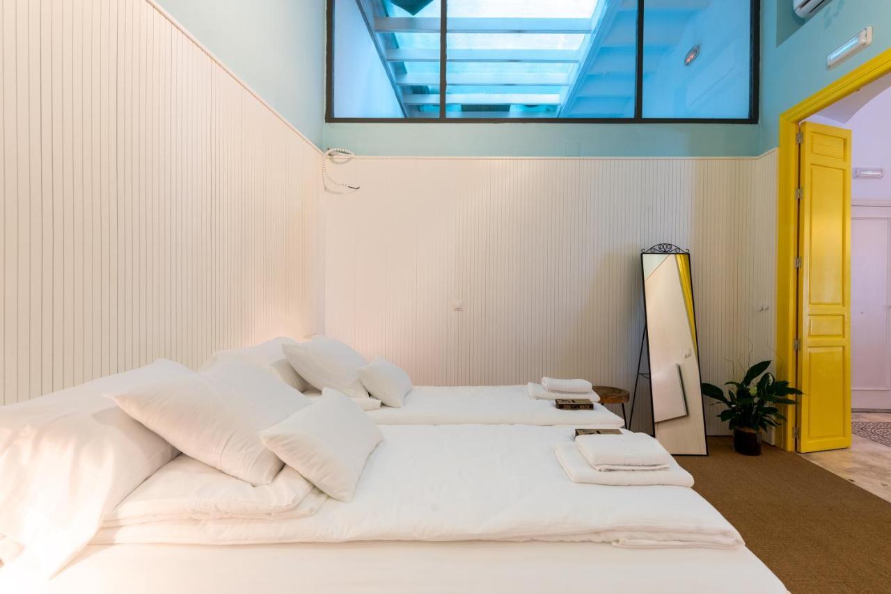 Apartamento Trahzo Sevilla Kültér fotó